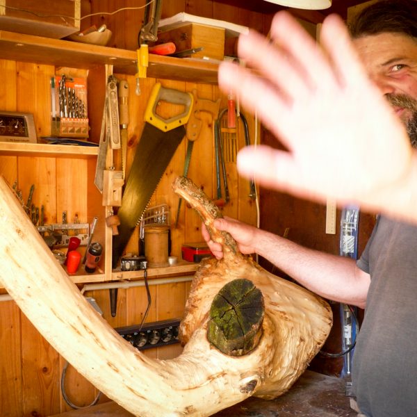 Neues aus meiner Werkstatt: Holz-Skulptur “Der Gedanke”